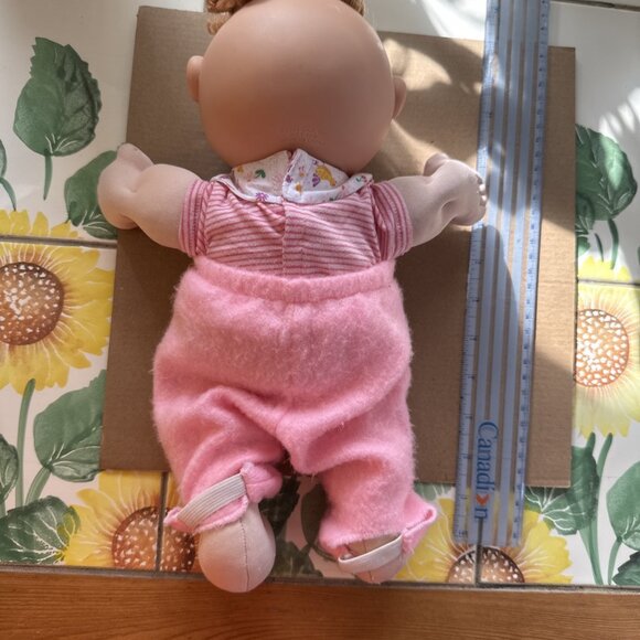 2015 Cabbage Patch BabyLand Exclusive Doll 13” Red Hair Green Eyes - Picture 5 of 16